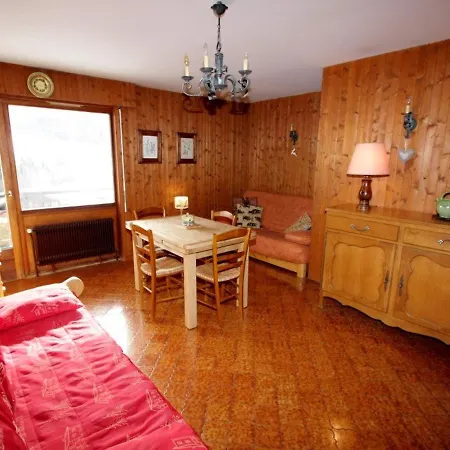 Chaleureux Pour 4 Au Chinaillon, Balcon, Proche Skibus Et Commerces - Fr-1-458-89 Apartment