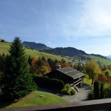 Chaleureux Pour 4 Au Chinaillon, Balcon, Proche Skibus Et Commerces - Fr-1-458-89 Apartment *